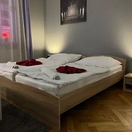 Globe Adults Only Hostel