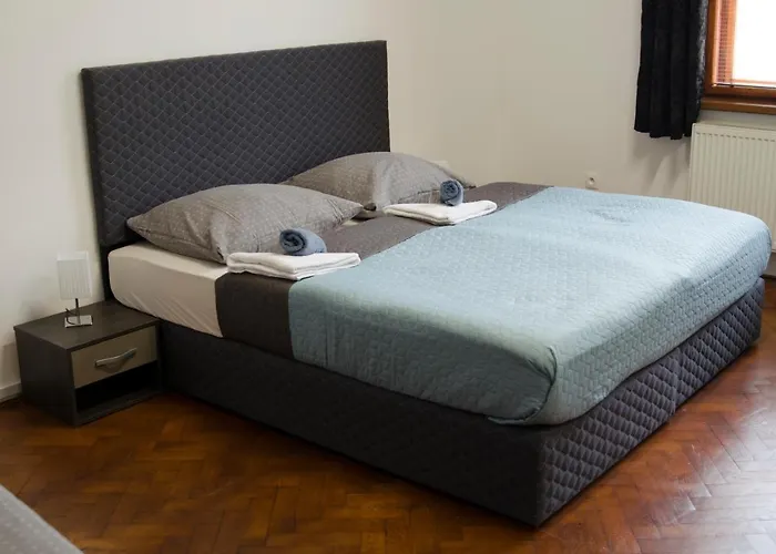 Globe Adults Only 호스텔 *