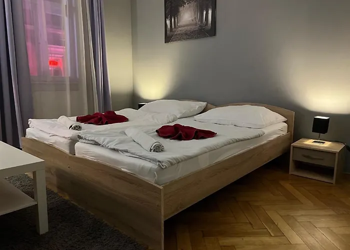 Globe Adults Only 호스텔