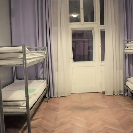 Globe Adults Only Praga