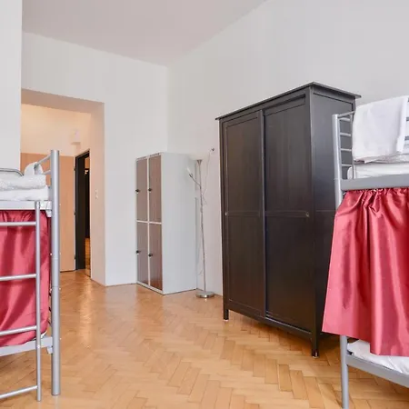 Globe Adults Only Hostal