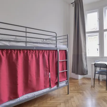 Globe Adults Only Hostel Prag