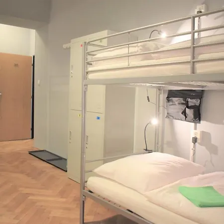 Globe Adults Only Praga