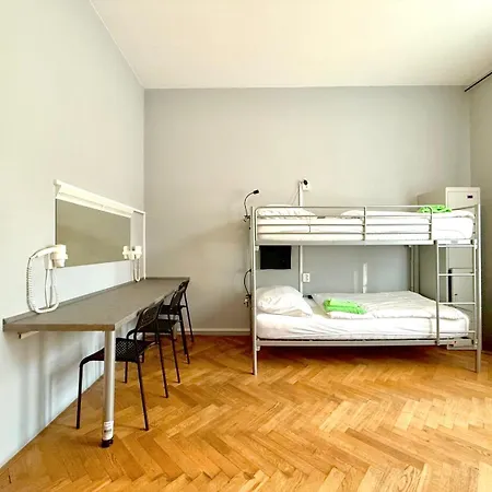 Globe Adults Only Hostal
