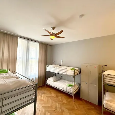 Hostel Globe Adults Only *