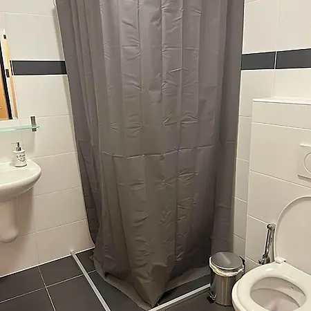 Globe Adults Only Hostel Prague