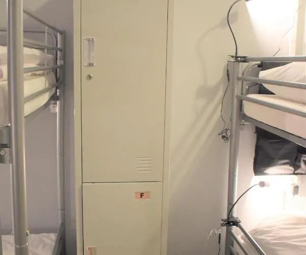 Hostel Globe Adults Only